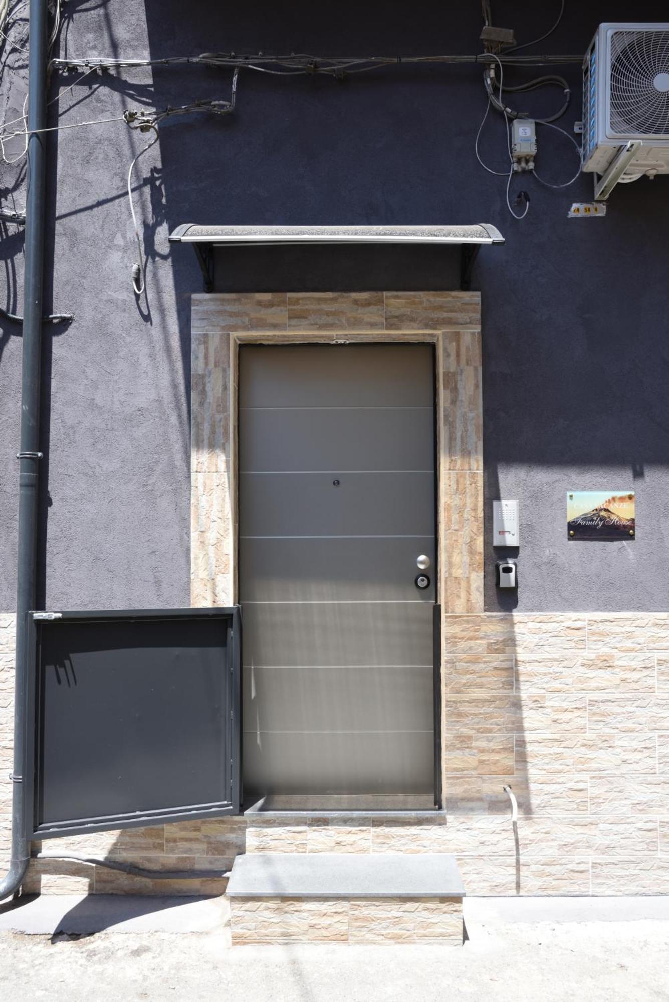 Family House Appartamento Catania